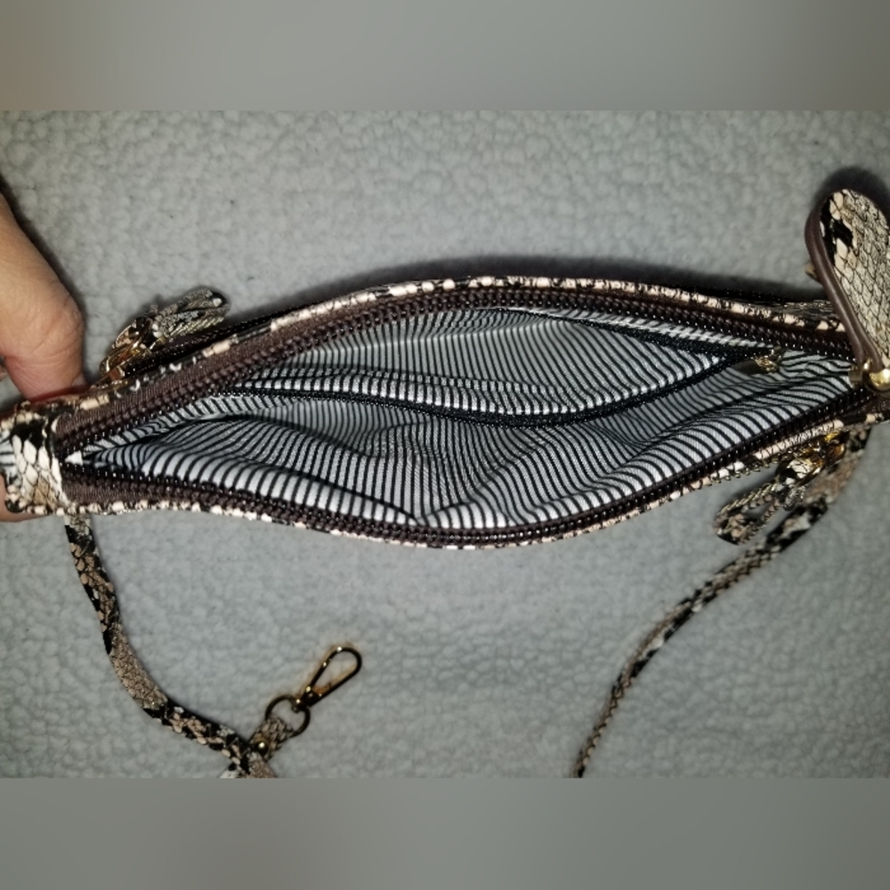 Wristlet - Picture 4 of 4